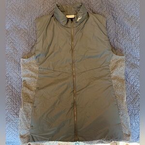 KJUS grey golf vest